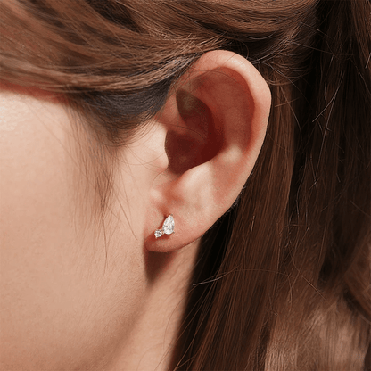 Stile e lucentezza raffinata con il piercing helix Minerva