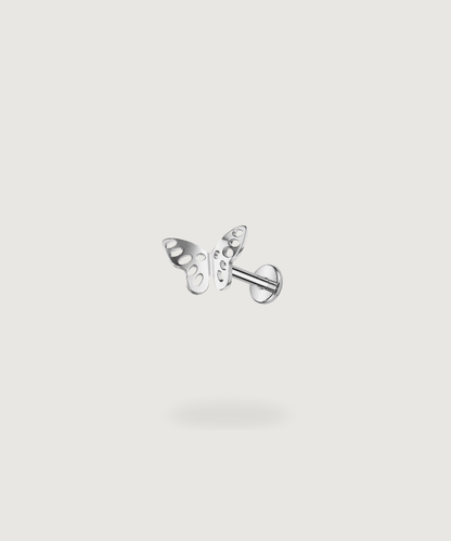 Piercing all'orecchio Estella con farfalla in titanio placcato argento